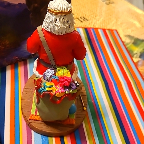 Christmas Figurine - Picture 4 of 4